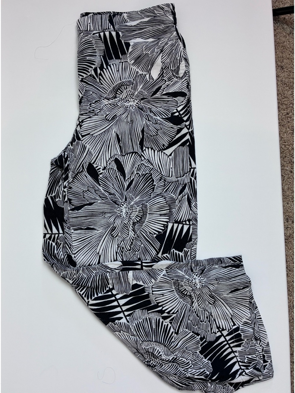Chico's Tropical Print Wide Leg Ankle Pants w/Pockets